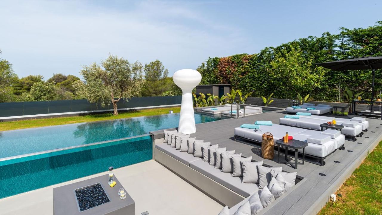 Mk Fine Living Vilă